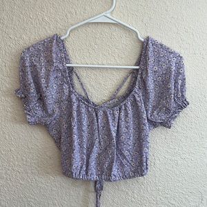 Tie-back puff-sleeve crop top